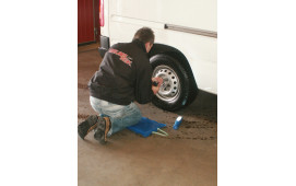 MONTÖRSMATTA 310X600